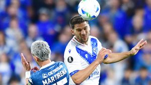 Lisandro Magallán en el Vélez vs Racing por Copa Libertadores.
