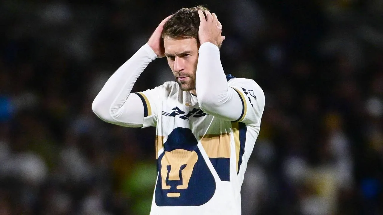 Aaron Ramsey deja Pumas por mutuo acuerdo
