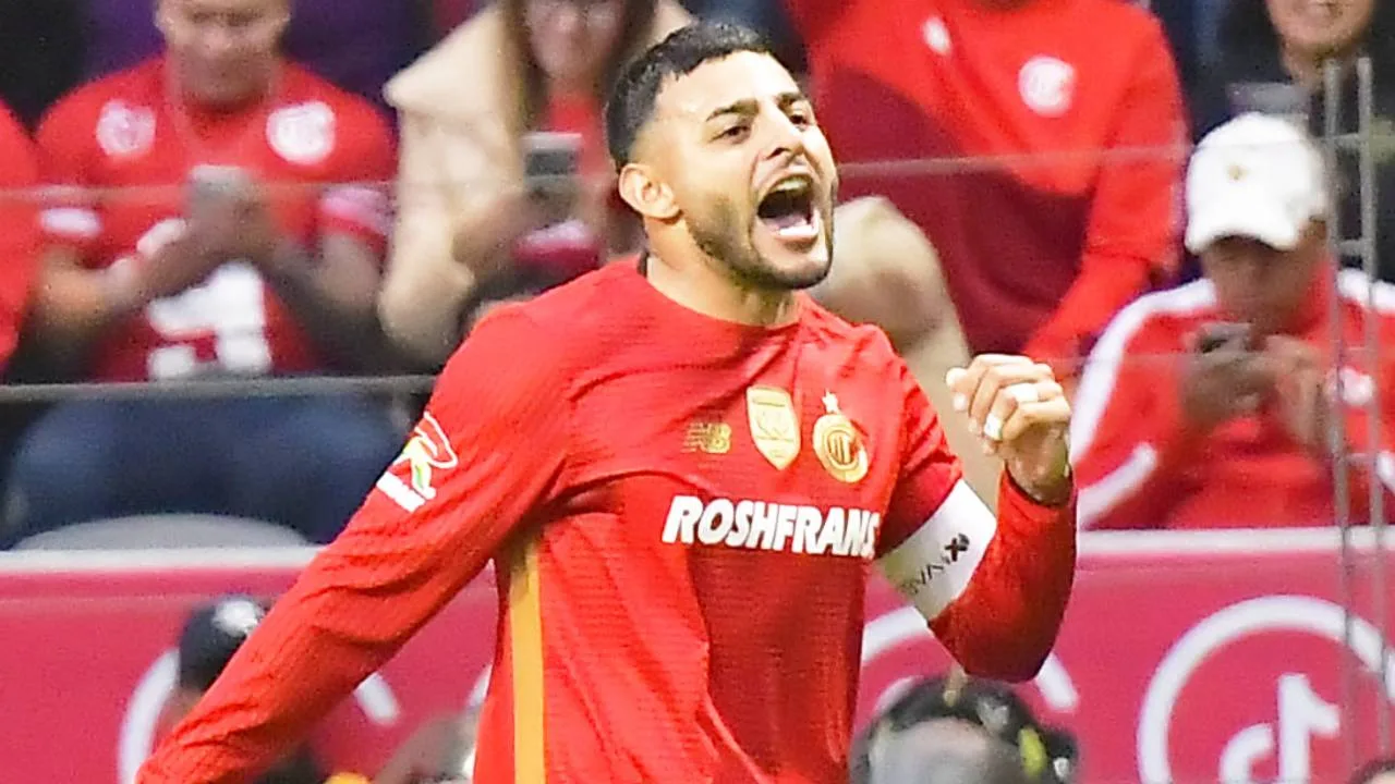 Alexis Vega volvería a jugar hasta 2026 con Toluca y Selección Mexicana