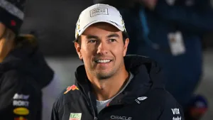 El curioso ‘regalo’ de Los Fabulosos Cadillacs a Checo Pérez antes de su regreso a la F1
