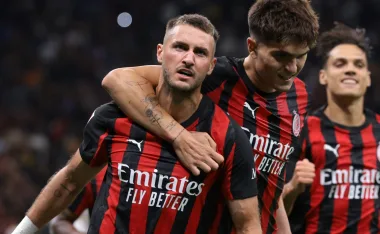 Santiago Giménez, AC Milan