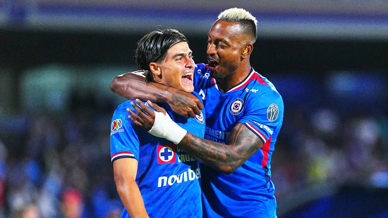 Cruz Azul busca finalizar como líder el Apertura 2025.