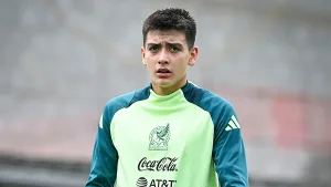 Descubren “reliquia” del padre de Gilberto Mora y sorprenden a los aficionados de la Selección Mexicana