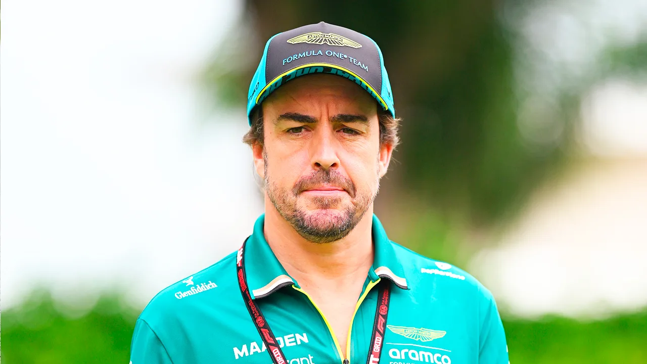 Fernando Alonso critica fuertemente a Aston Martin.