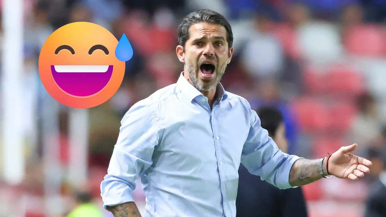 Mientras Necaxa cae ante Pachuca, afición pide la salida de Fernando Gago y los memes no lo perdonan.