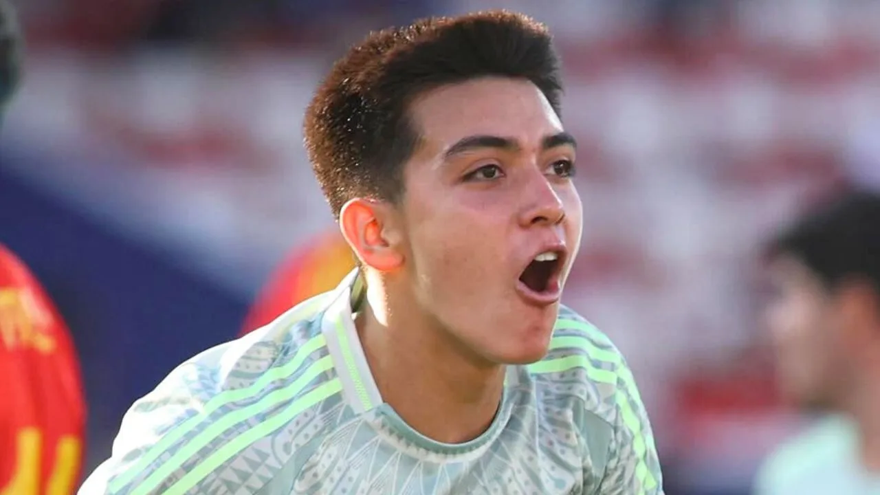 Gilberto Mora, Joya de la Selección Mexicana, es hincha de Jaguares de Chiapas y esta es la prueba.