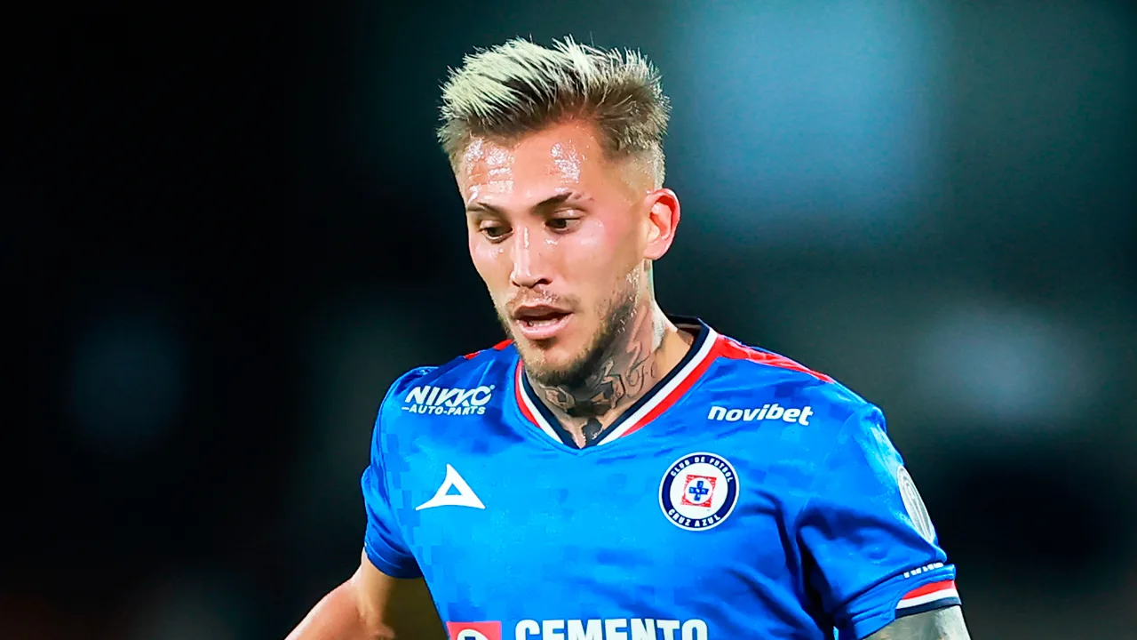 Gonzalo Piovi ha salido lesionado en el primer tiempo del Cruz Azul vs Necaxa.