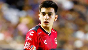 Revelan motivos por los qué Real Madrid y Barcelona ya no pensarían fichar a Gilberto Mora
