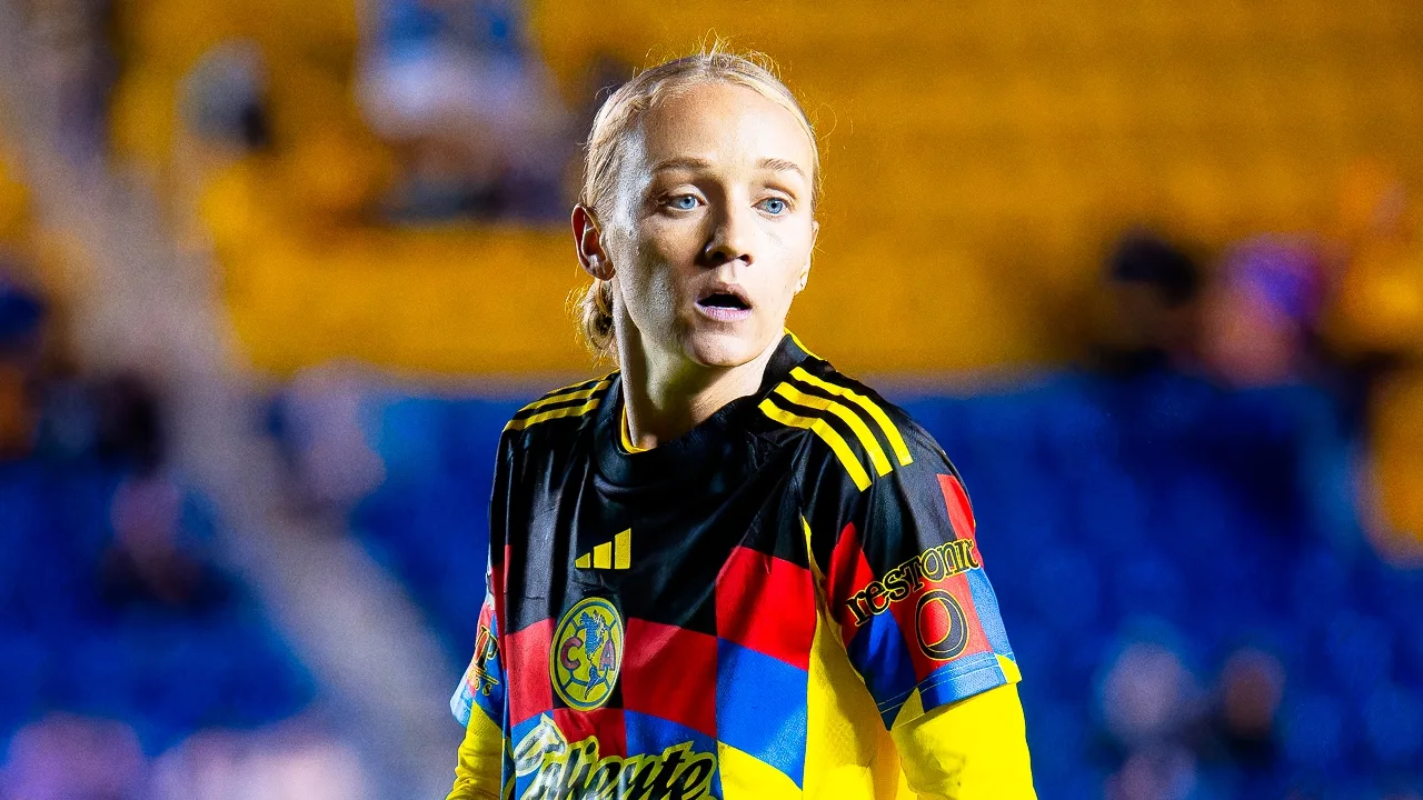 Sarah Luebbert renueva su contrato con el América por varias temporadas.