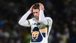 Aaron Ramsey es baja de Pumas vs Rayados de Monterrey y peligra el resto del torneo ¿por su mascota?