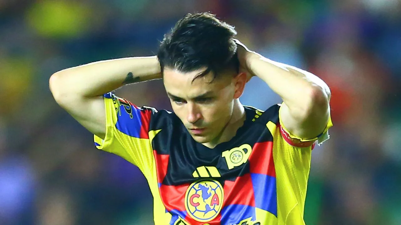Álvaro Fidalgo abandona el Mazatlán vs América por lesión, prende las alarmas y así desquitó su frustración.