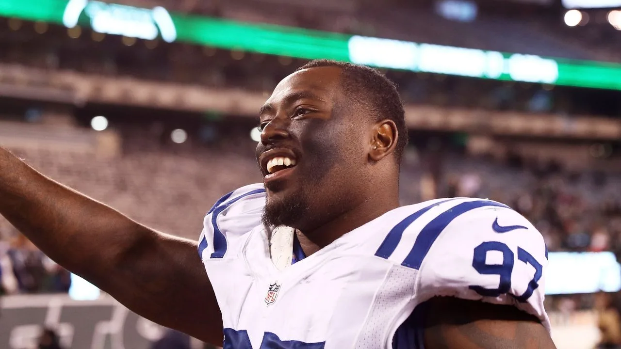 Arthur Jones, ex jugador de la NFL. 