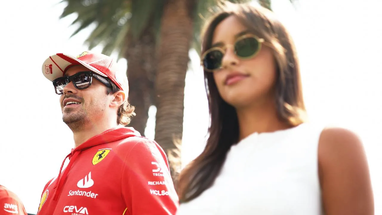 Charles Leclerc y Alexandra Saint Mleux.