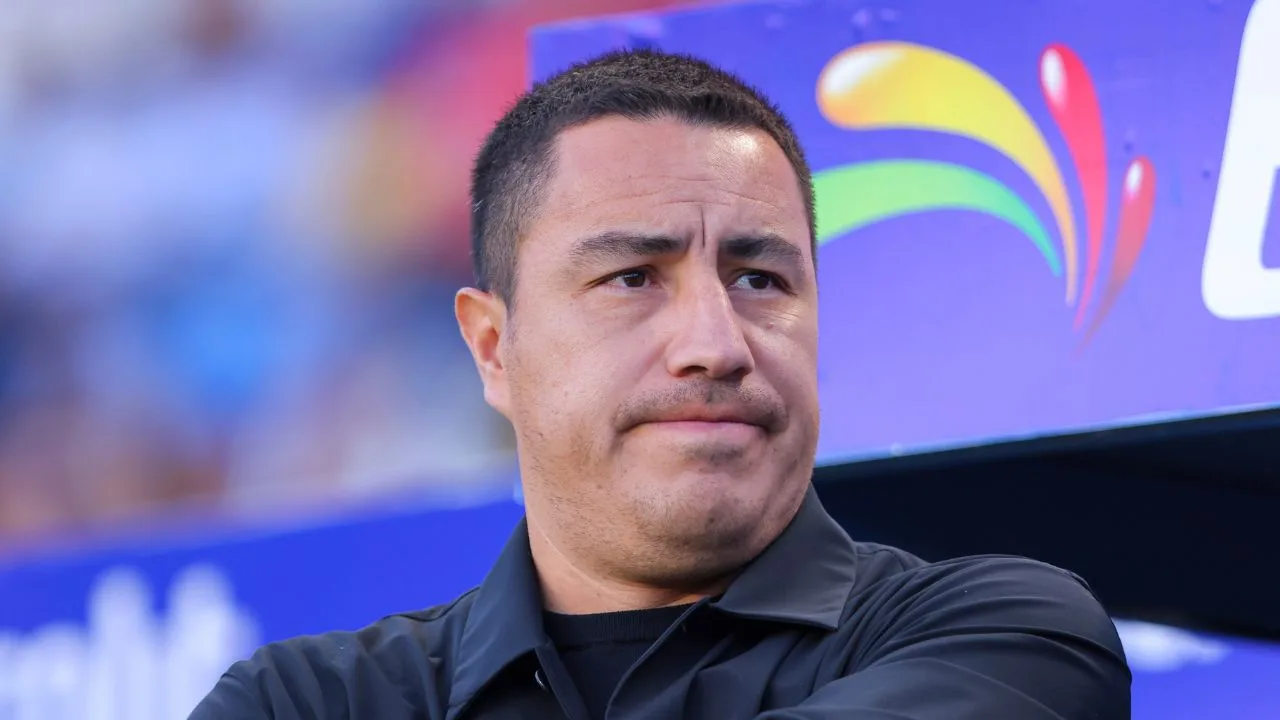 Efraín Juárez, actual DT de los Pumas. 