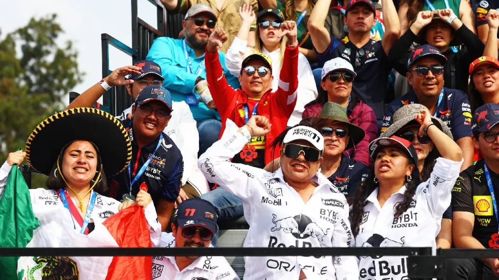 Afición en el GP de México