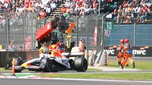 El grave error de dos comisarios que casi provoca un accidente fatal en el GP de México de F1