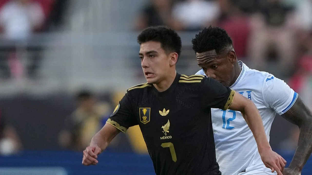 Gilberto Mora, jugador de la Selección Mexicana Sub 20. 