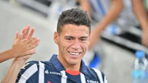 Héctor Moreno se retira previo al duelo de Monterrey vs Pumas: ¿Para no vencer al equipo de sus amores?