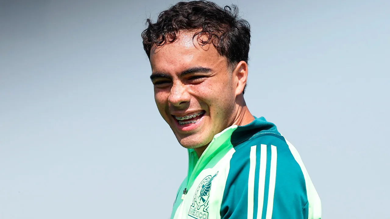 Iker Fimbres marcó un golazo e ilusiona a la afición mexicana.