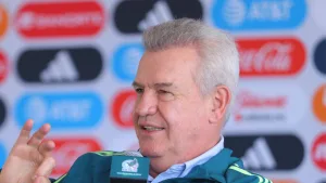 Previo al México vs Colombia Javier Aguirre hace cruel broma a la prensa y desata las risas