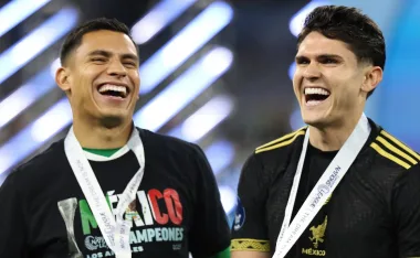América