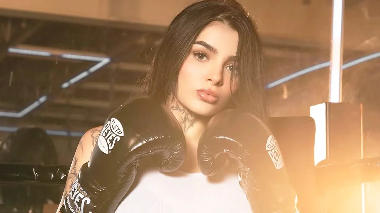 Karely Ruiz y su inesperado mensaje tras ganar en debut en boxeo.