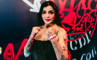 Karely Ruiz y su estreno en el boxeo en Stream Fighters 4.