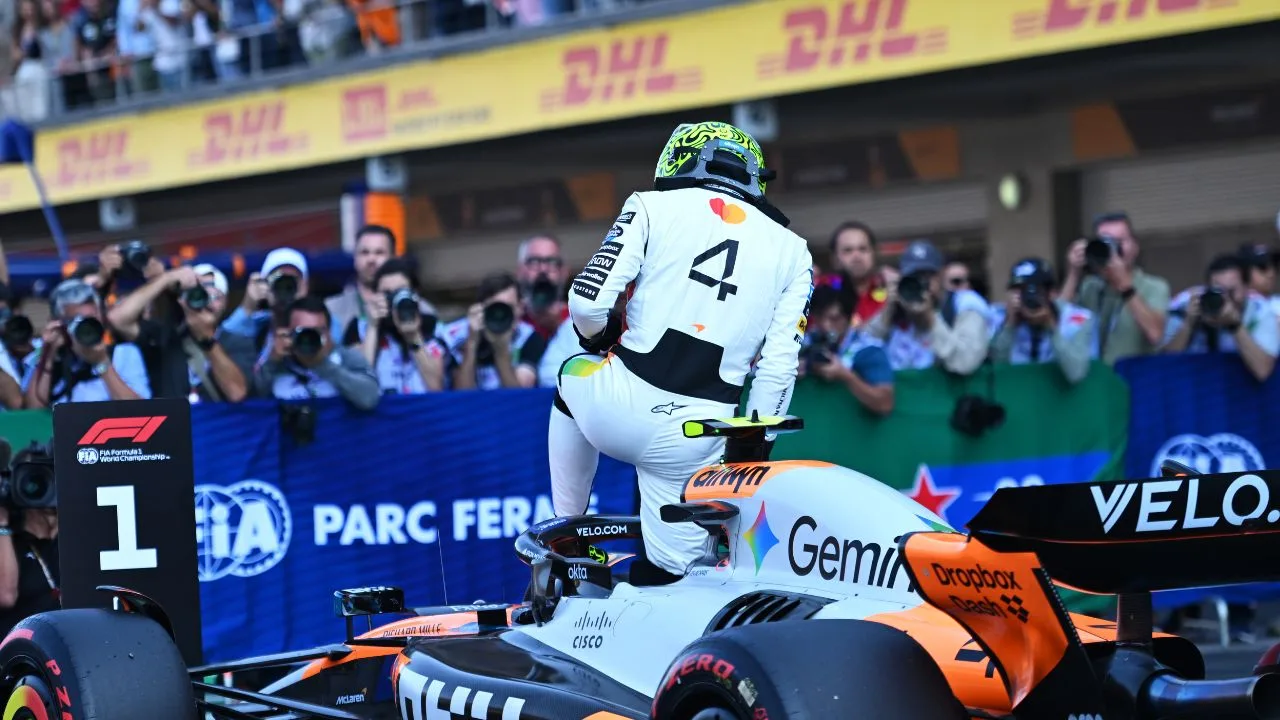 Lando Norris se lleva la victoria y los abucheos en el GP de México y es nuevo líder del campeonato de pilotos.