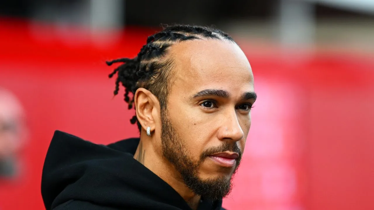 Lewis Hamilton, piloto de Fórmula 1 de Ferrari.