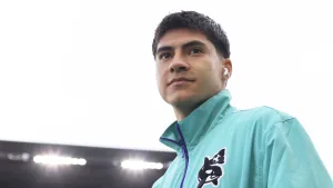 Obed Vargas y la Premier League: El mediocampista de 20 años interesa a dueños del Chelsea