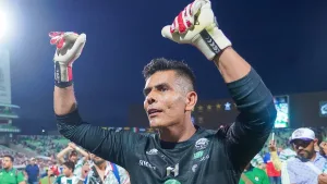 Oswaldo Sánchez y su viral reacción al ser interrogado sobre Omar Bravo: esto dijo