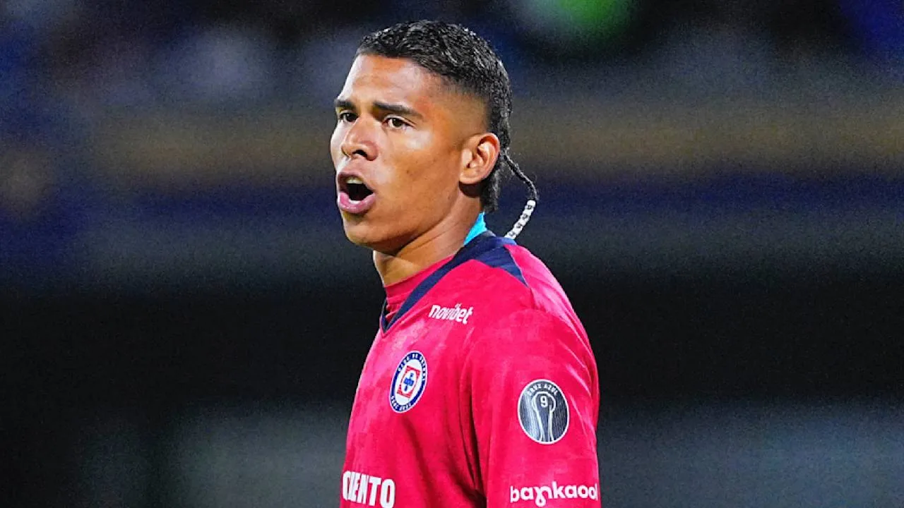 Kevin Mier, portero de Cruz Azul.