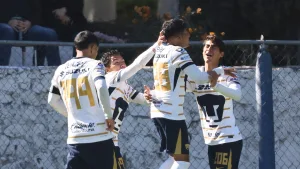 Pumas vivió una jornada especial con sus canteranos en CU.