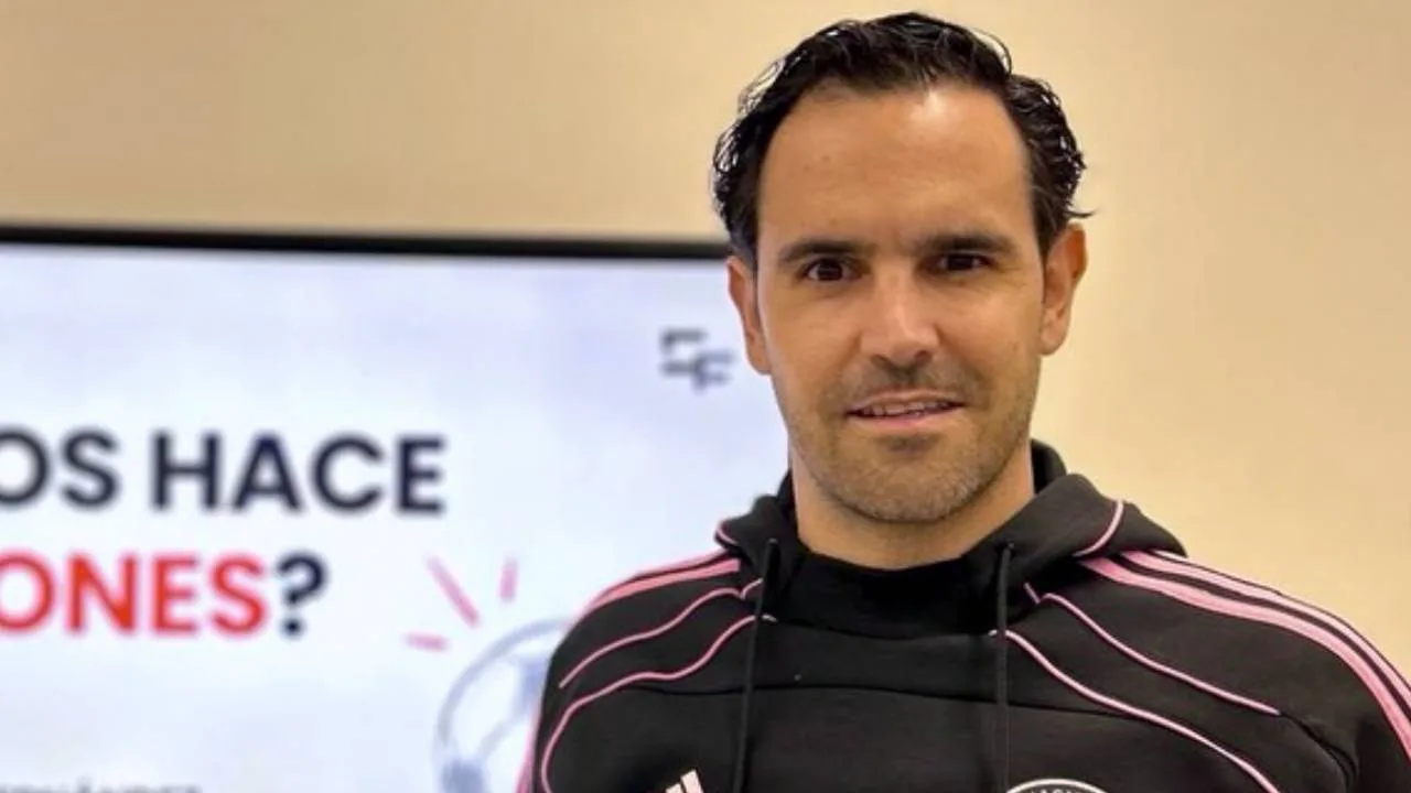 Santiago Fernández, exfutbolista mexicano.