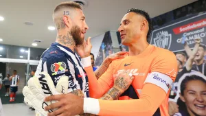 Así fue el reencuentro de Sergio Ramos y Keylor Navas en el Rayados de Monterrey vs Pumas