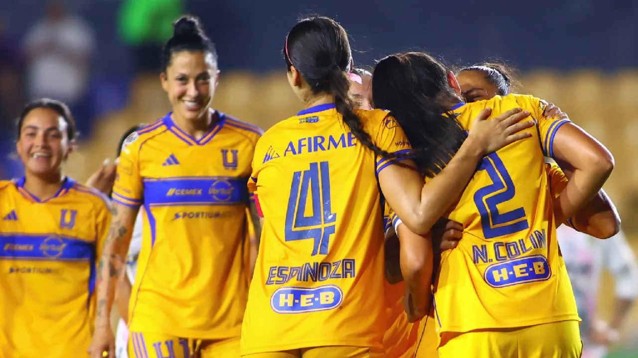 Tigres Femenil es líder.