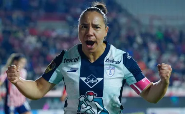 Charlyn Corral, Pachuca Femenil
