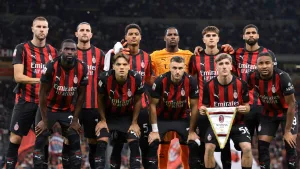 Mientras Santiago Giménez se recupera de su lesión, AC Milan llega a un acuerdo histórico por 197 millones de euros