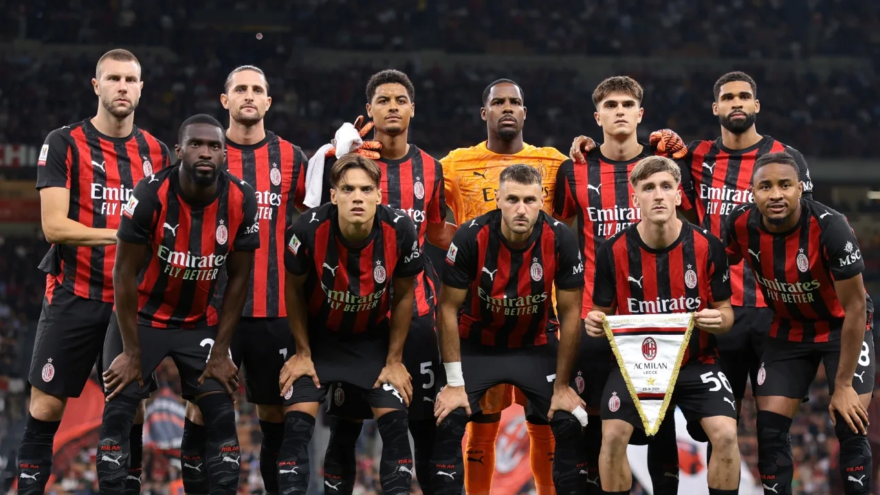 Santiago Giménez, AC Milan