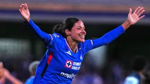 Aerial Chavarin, Cruz Azul