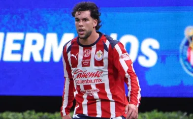 Cade Cowell, Chivas