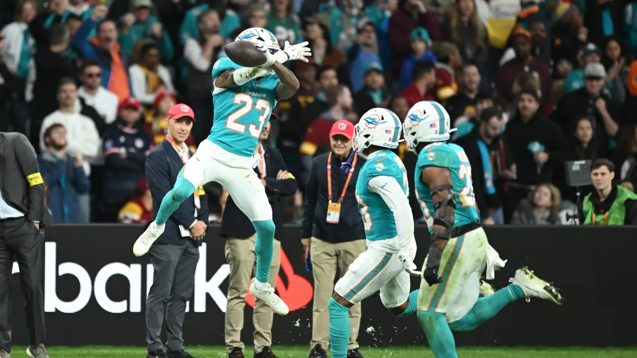 Jack Jones, Miami Dolphins, Cristiano Ronaldo