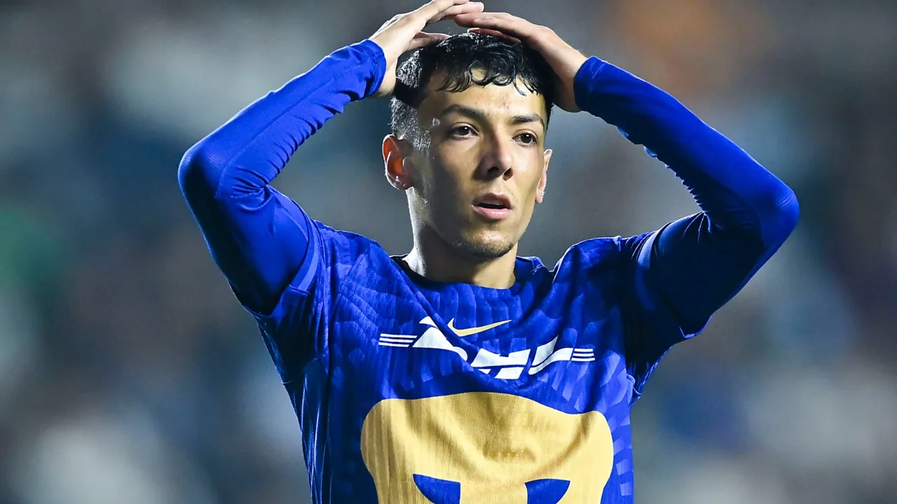 Jorge Ruvalcaba en la derrota de Pumas ante Pachuca por los Play-In de la Liga MX