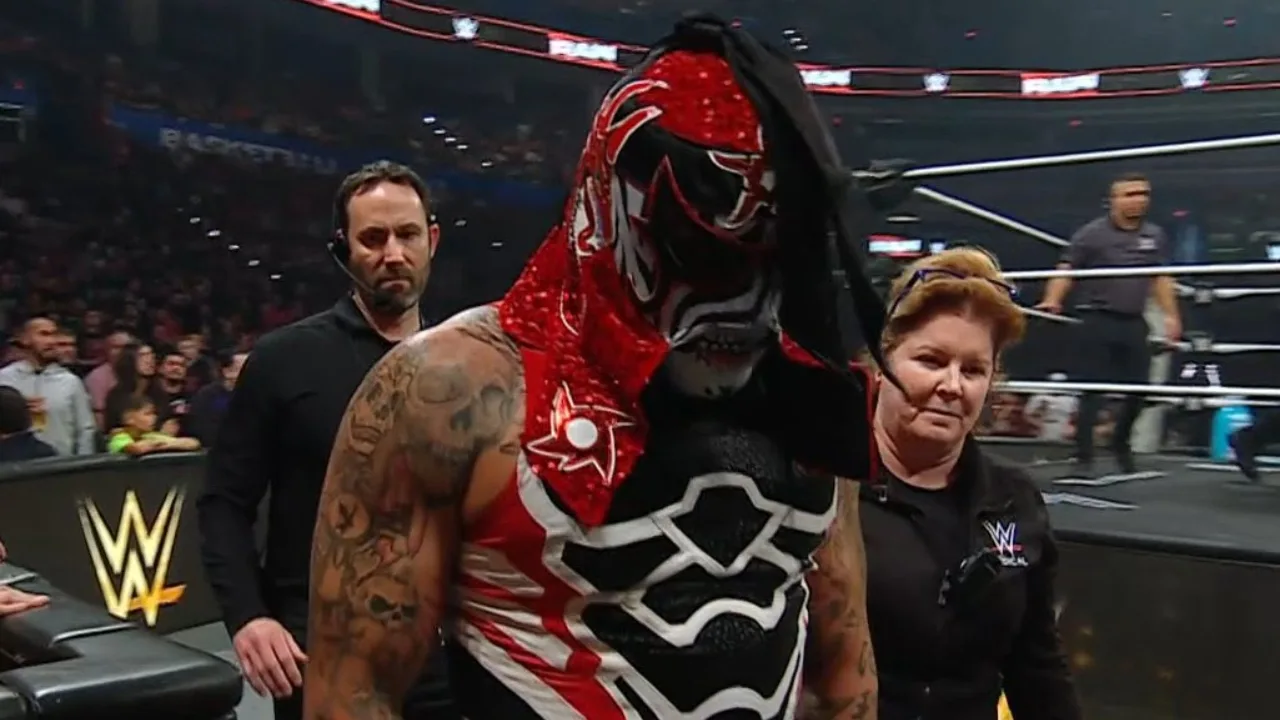 Penta Zero Miedo lesionado en Raw