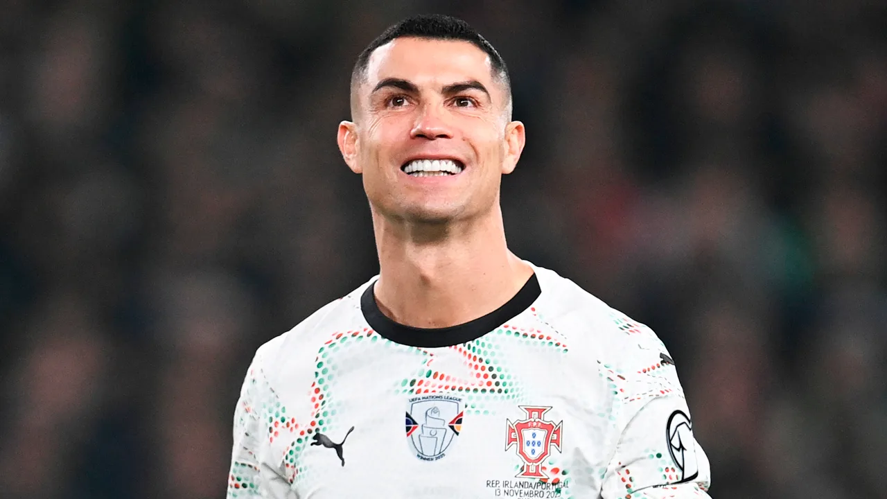 Cristiano Ronaldo realizó increíble regalo a sus compañeros en Portugal.