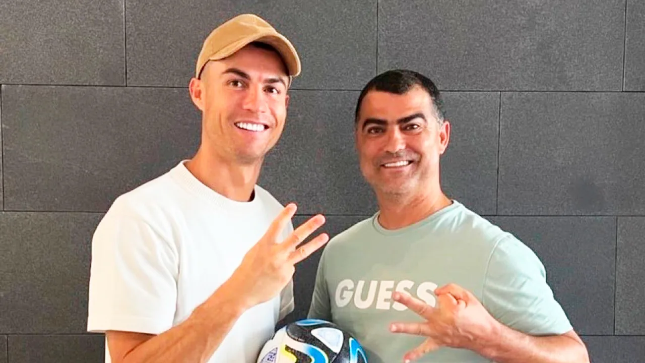 Cristiano Ronaldo junto a su hermano, Hugo Aveiro.