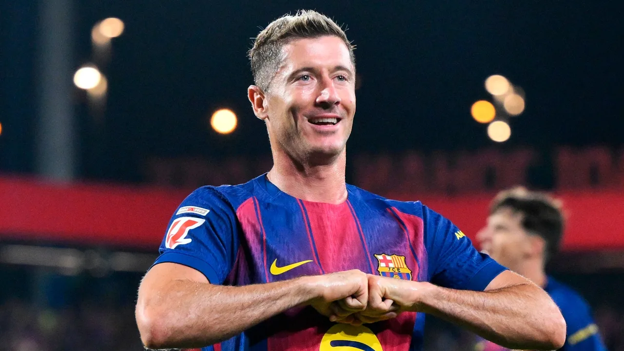 Robert Lewandowski no marcó más goles por pedido de Barcelona.