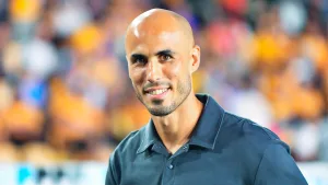 Tigres de Guido Pizarro busca fichar a joven promesa de Chile que juega en un gigante del futbol brasileño para el Clausura 2026