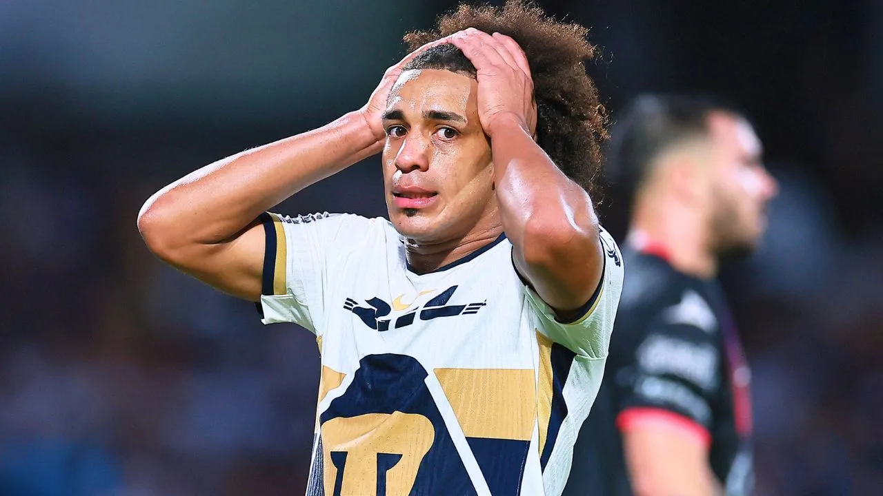 Liga MX suspende a Coco Carrasquilla y Pumas lo pierde para el Play-In ante Pachuca ¿por fractura a Kevin Mier?