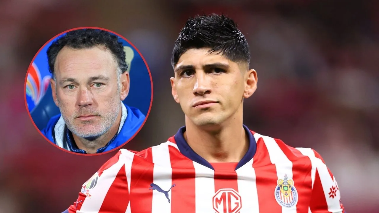 La brava indirecta de Alan Pulido a Gabriel Milito tras borrarlo del Chivas vs Cruz Azul.